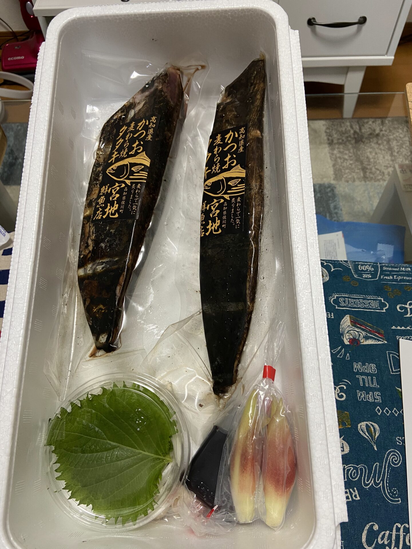 高知県佐川町・宮地鮮魚店から届いたカツオのたたきのふるさと納税返礼品